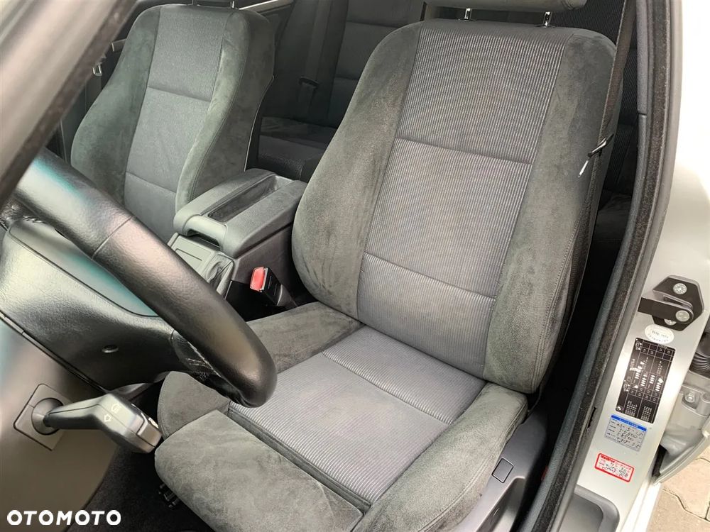 BMW Seria 5 - 11