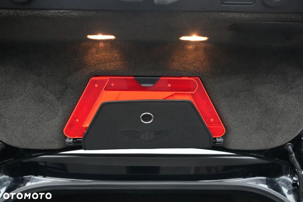 Bentley Continental GT - 15