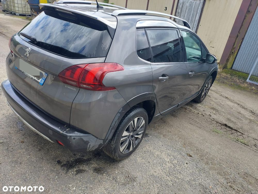 Peugeot 2008 - 4