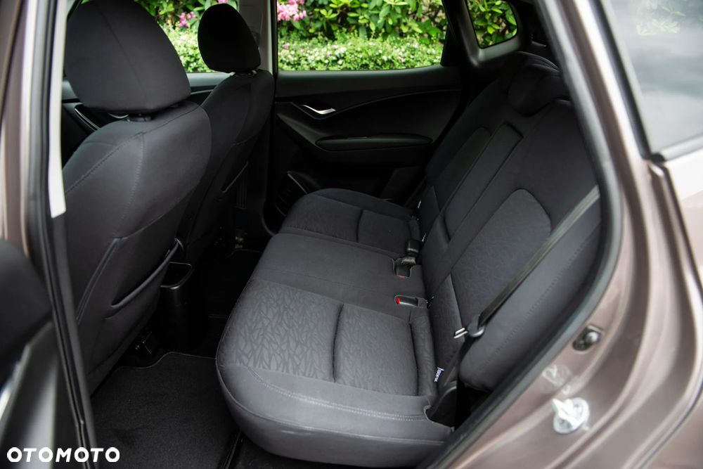 Hyundai ix20 1.4 blue Comfort - 19