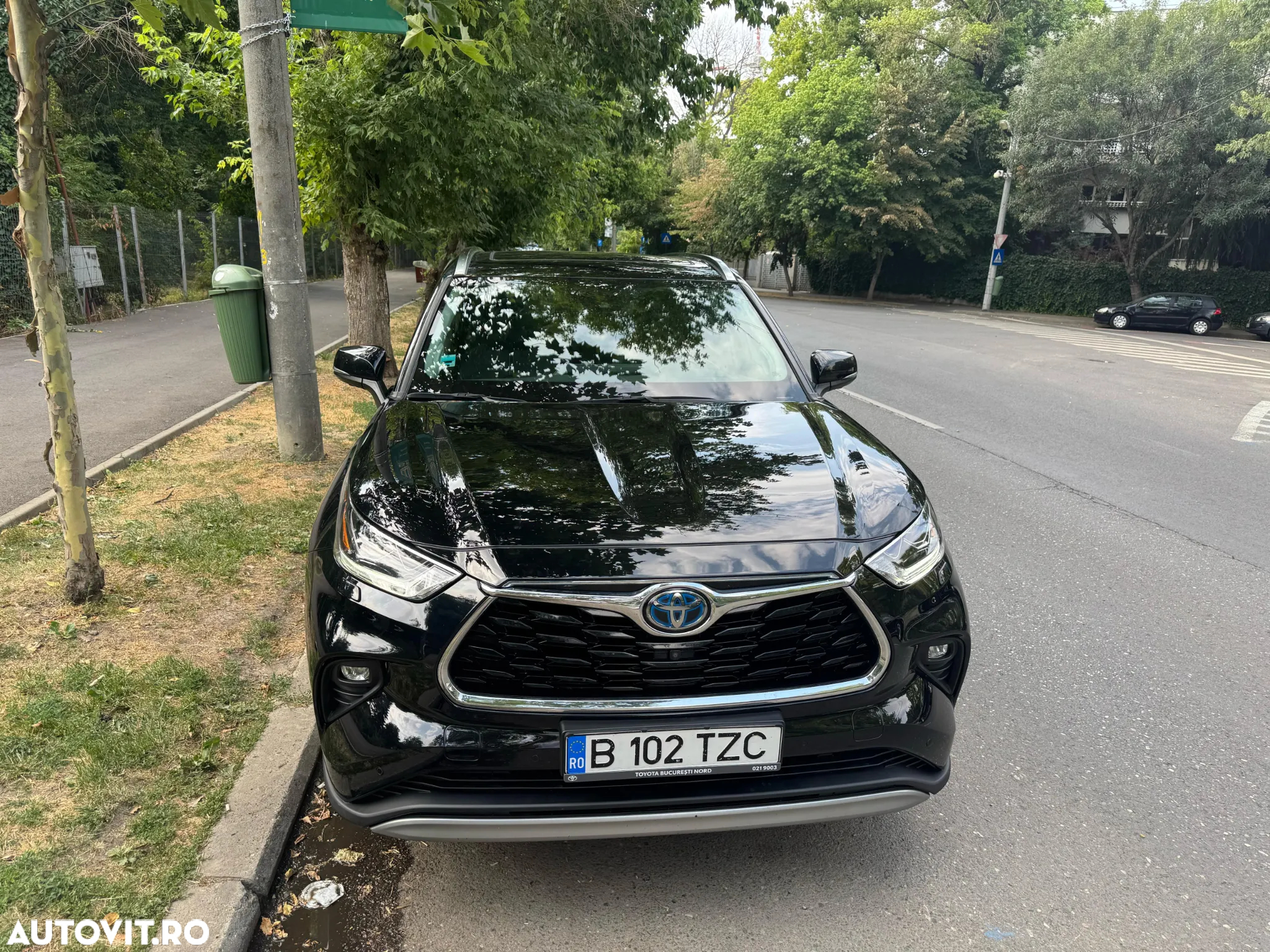 Toyota Highlander 2.5 L Hybrid Dynamic Force 248CP Luxury Metallic - 6