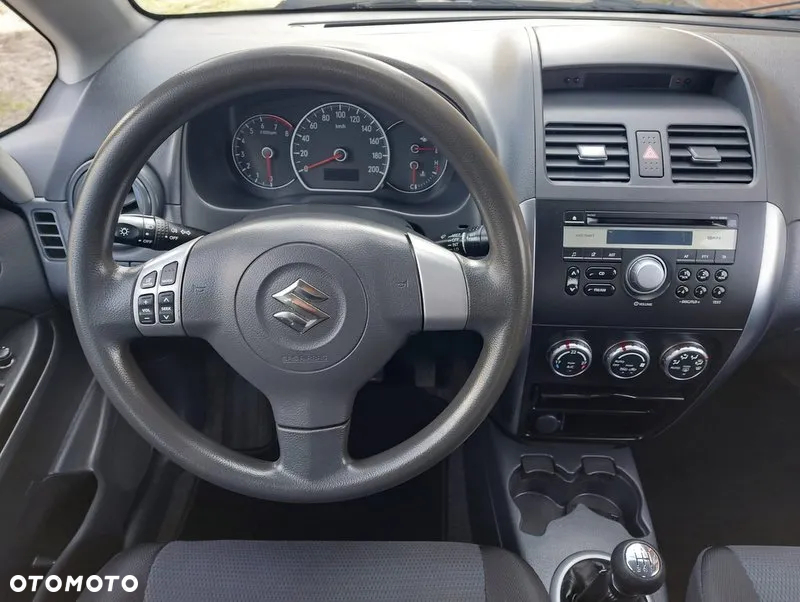 Suzuki SX4 1.6 VVT Comfort - 30
