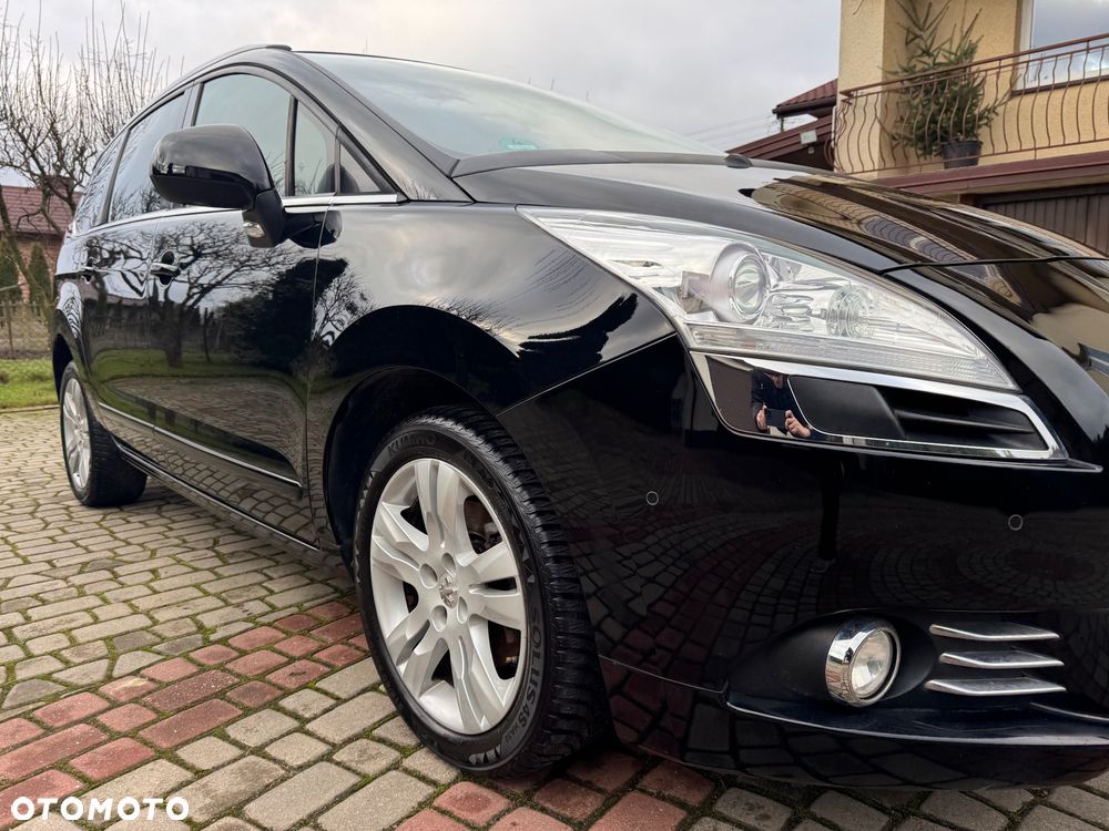 Peugeot 5008 1.6 THP Premium + - 15