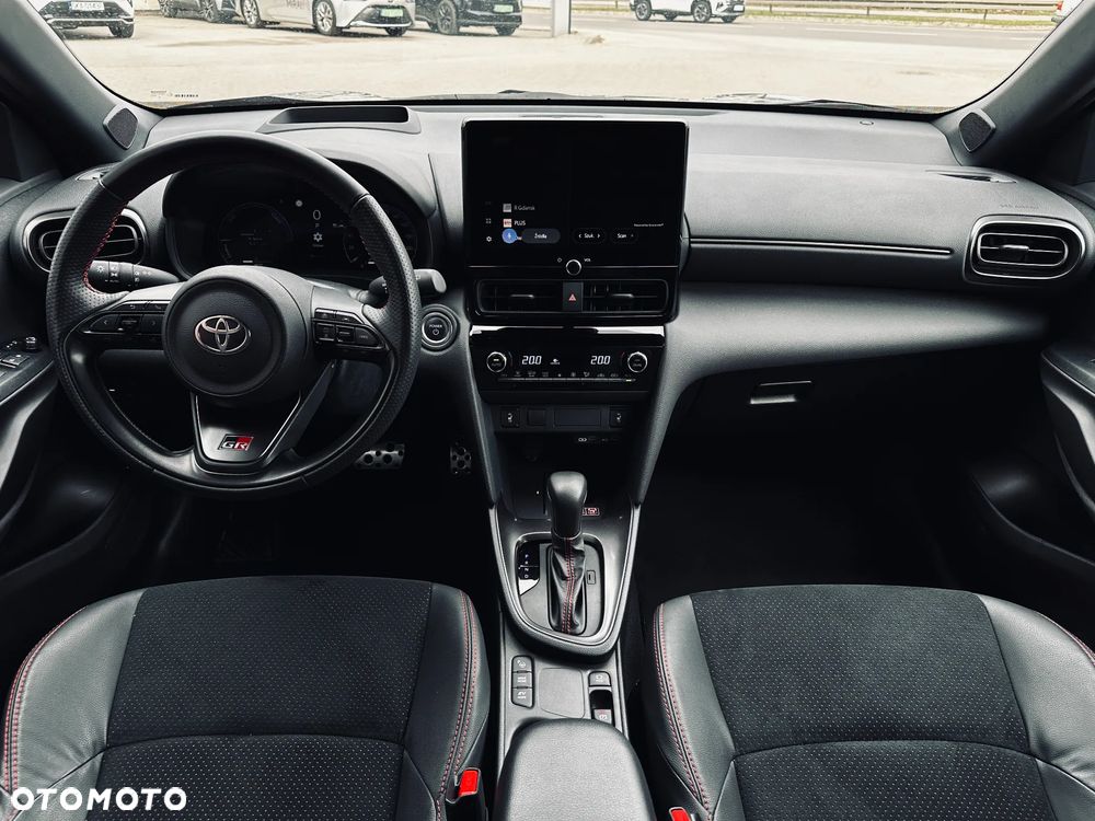 Toyota Yaris Cross Hybrid 1.5 GR Sport - 17