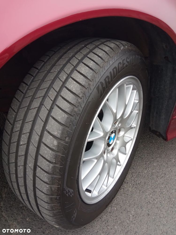 BMW Seria 3 320i Cabriolet - 17