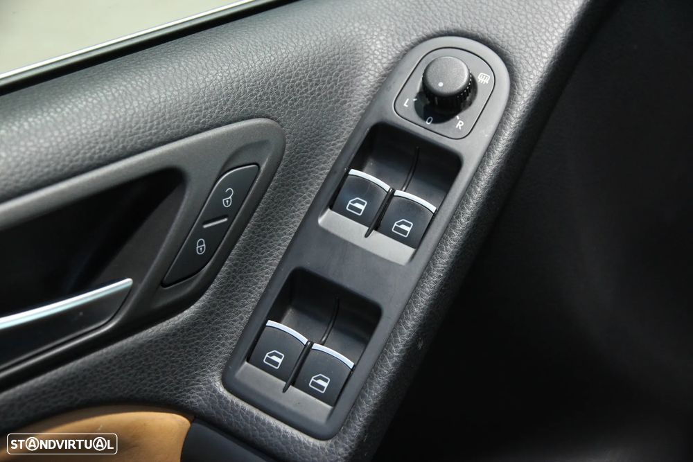 VW Golf Cabriolet 1.2 TSI BlueMotion Exclusive - 12