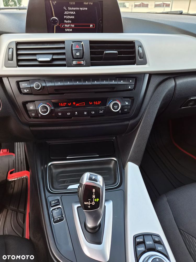 BMW Seria 3 316d - 26