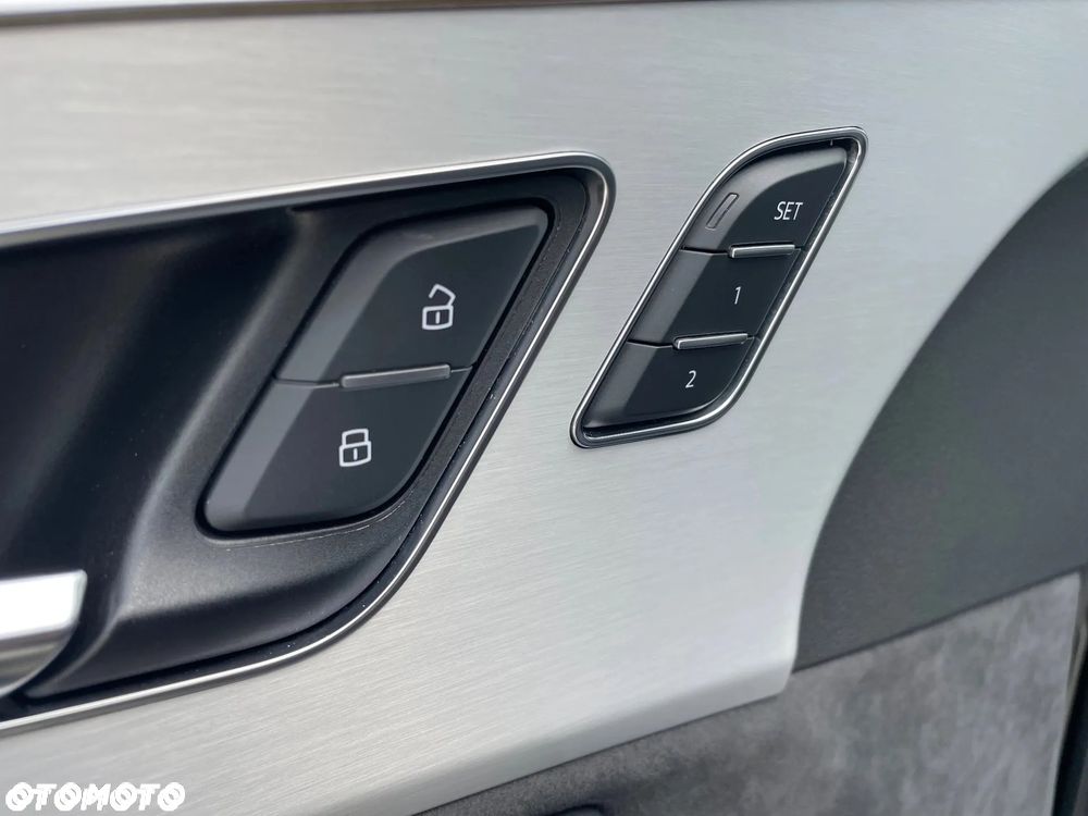Audi Q7 55 TFSI mHEV Quattro S Line Tiptr - 31