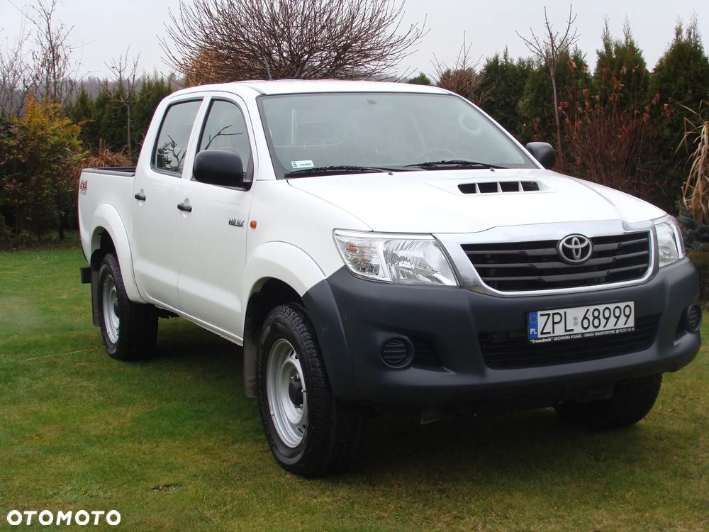 Toyota Hilux 2.5 D-4D DLX - 3