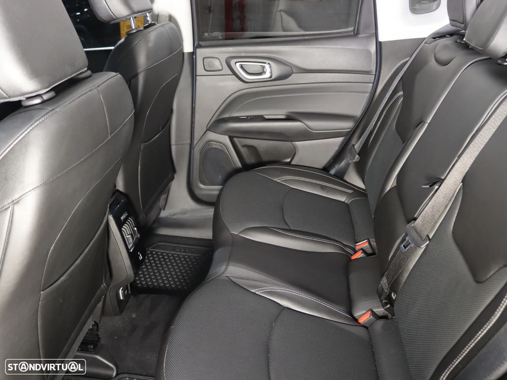 Jeep Compass 1.3 TG Limited S - 18
