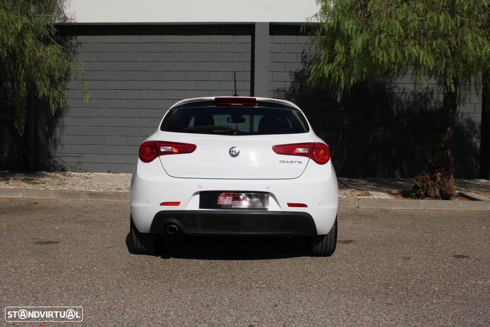 Alfa Romeo Giulietta - 6