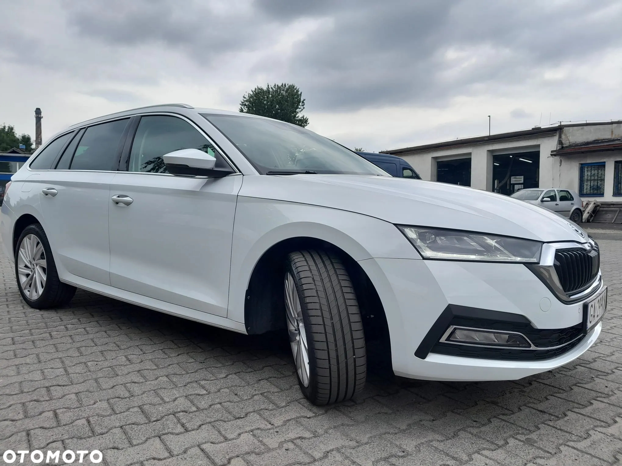 Skoda Octavia 1.4 TSI Plug-In Hybrid Style DSG - 2