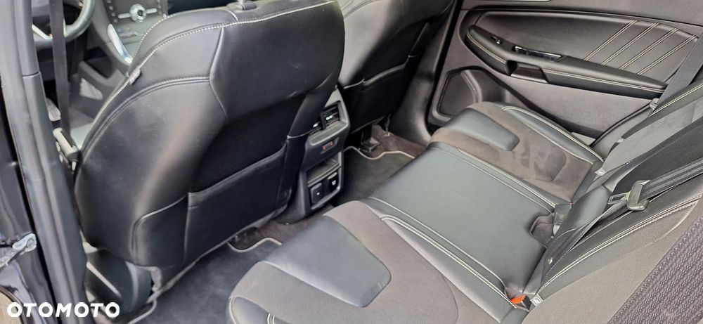 Ford Edge - 23