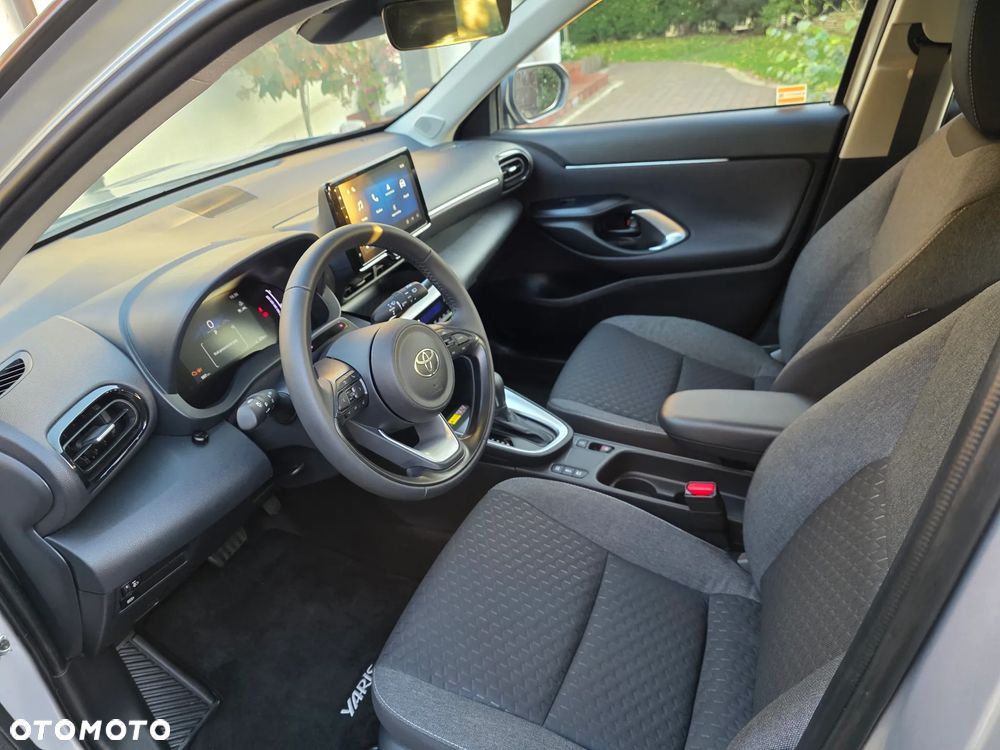 Toyota Yaris Cross Hybrid 1.5 Comfort - 12