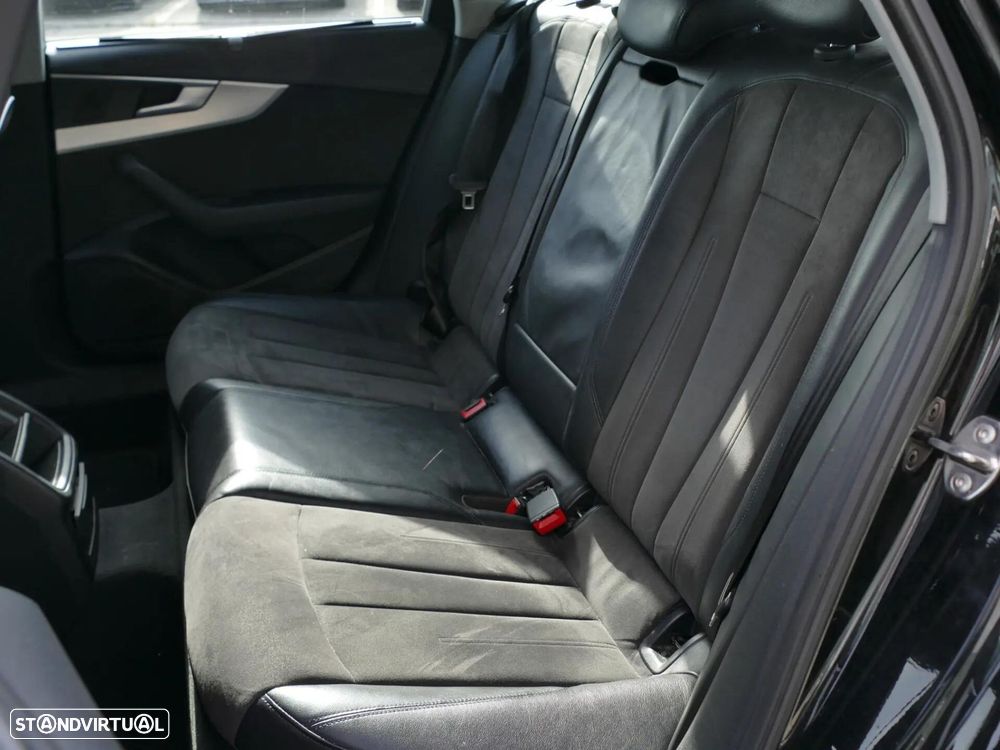 Audi A4 Avant 2.0 TDI Advance - 39