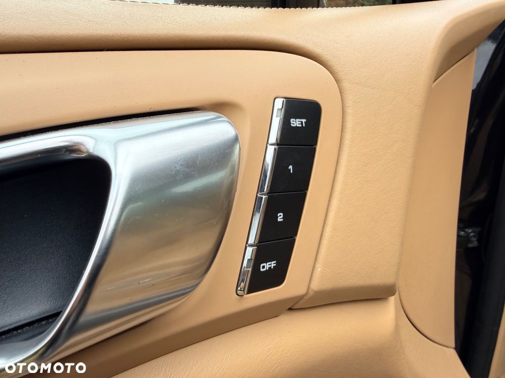 Porsche Cayenne Diesel - 12