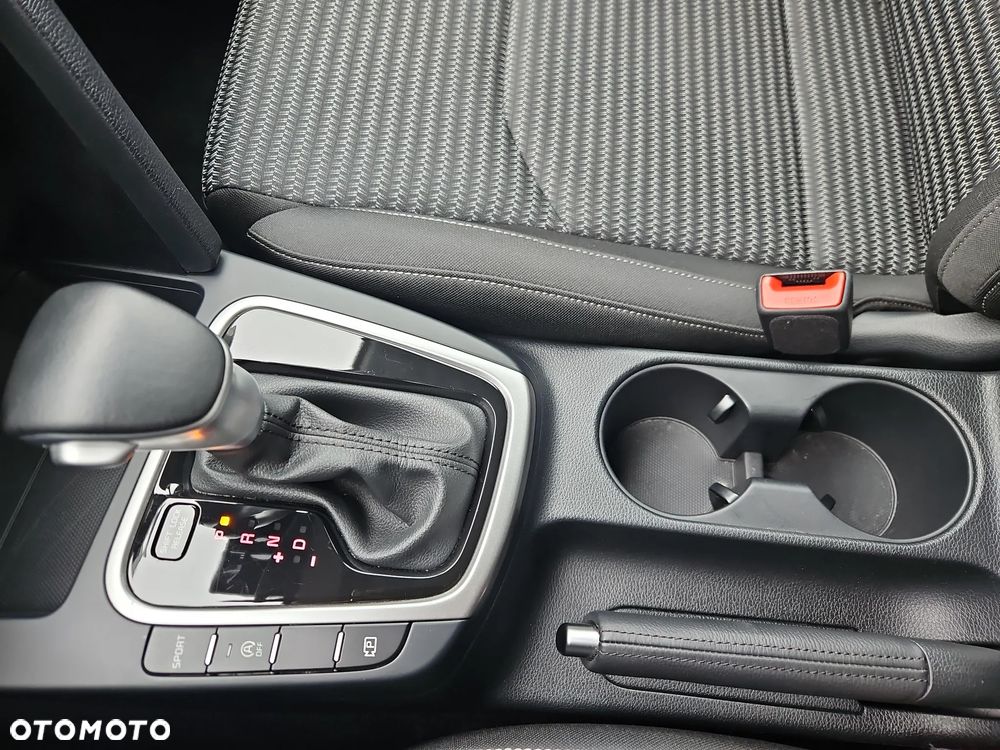 Kia Ceed 1.5 T-GDI M DCT - 14