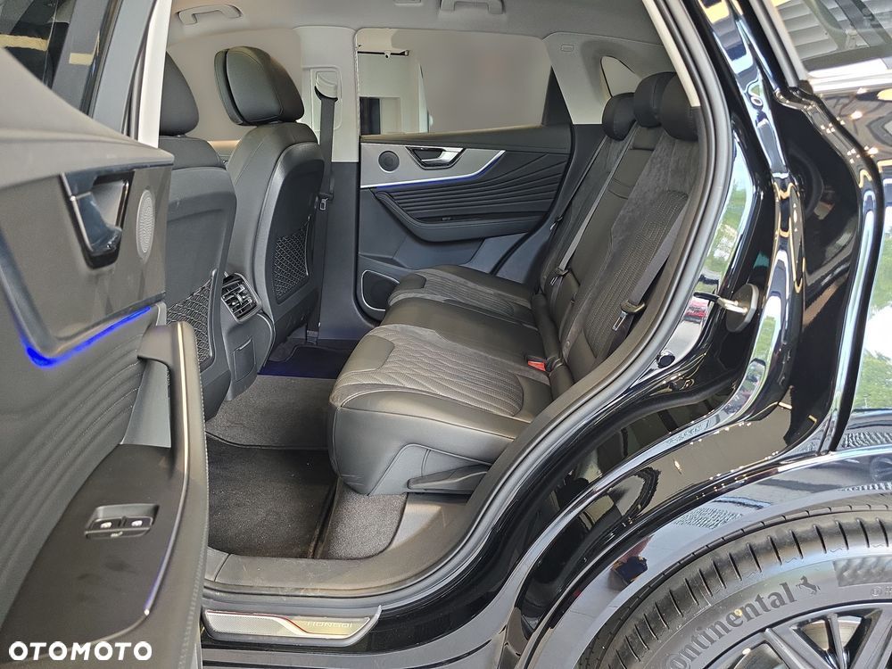 Hongqi HS5 2.0T Executive AWD - 13