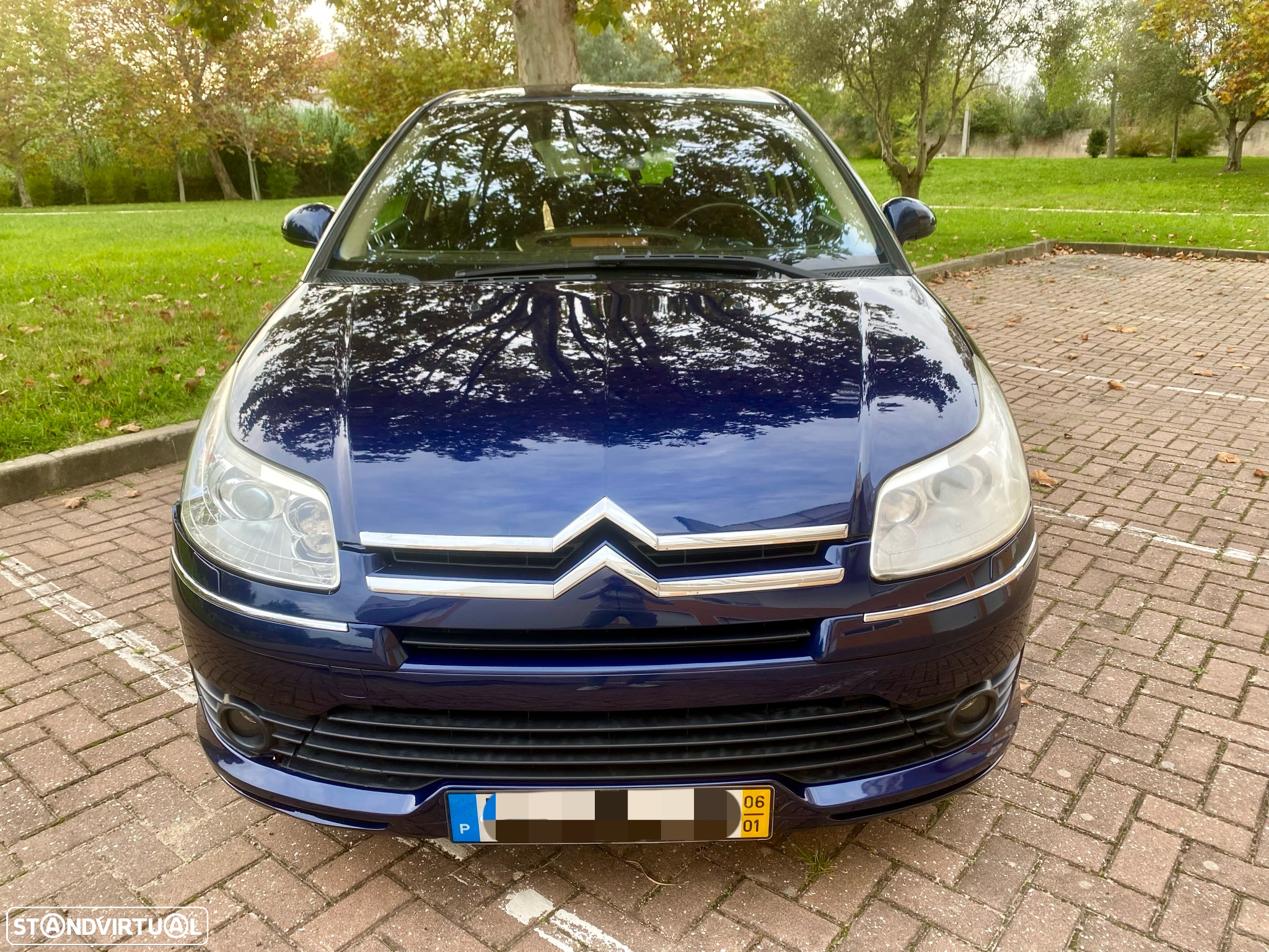 Citroën C4 1.6 HDi 110 Exclusive - 8