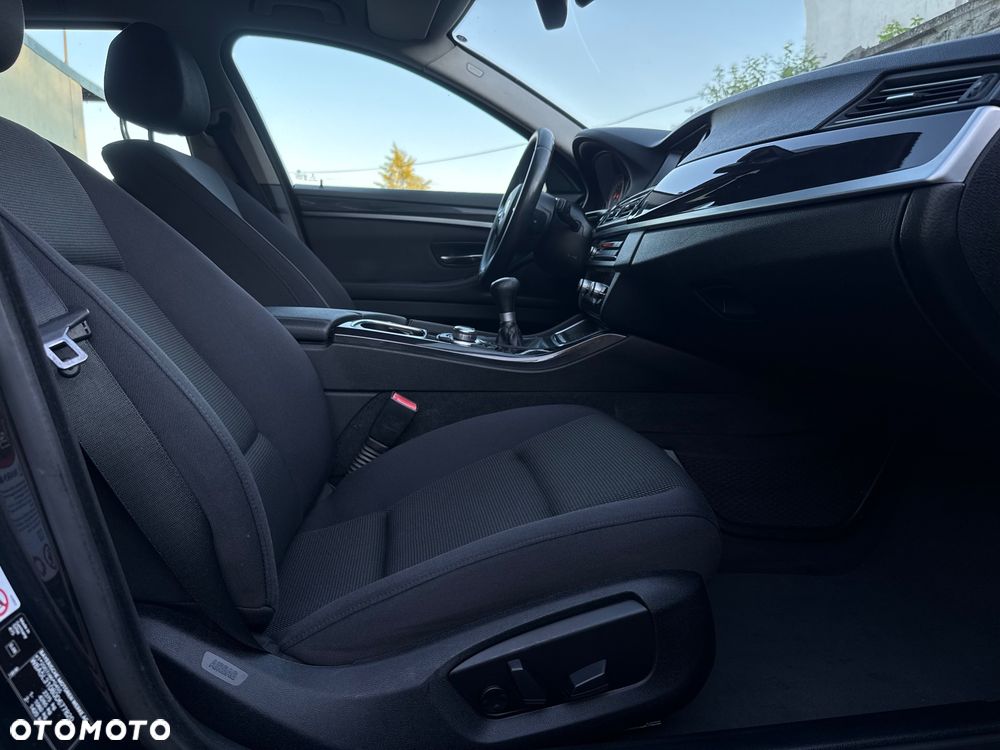 BMW Seria 5 520d - 10