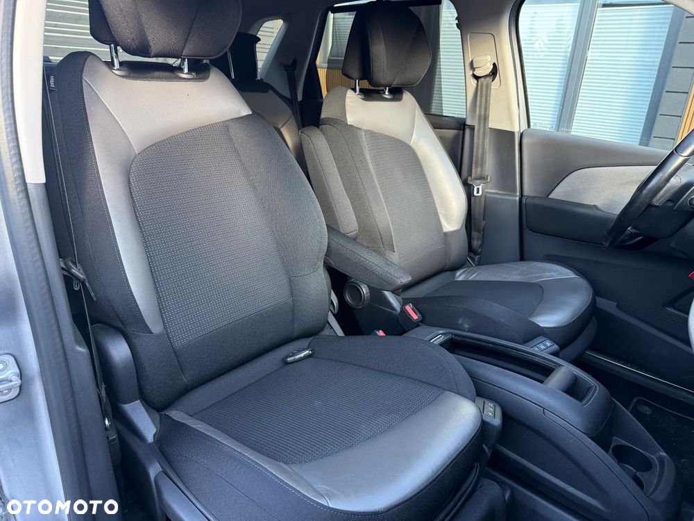 Citroën C4 Picasso - 19