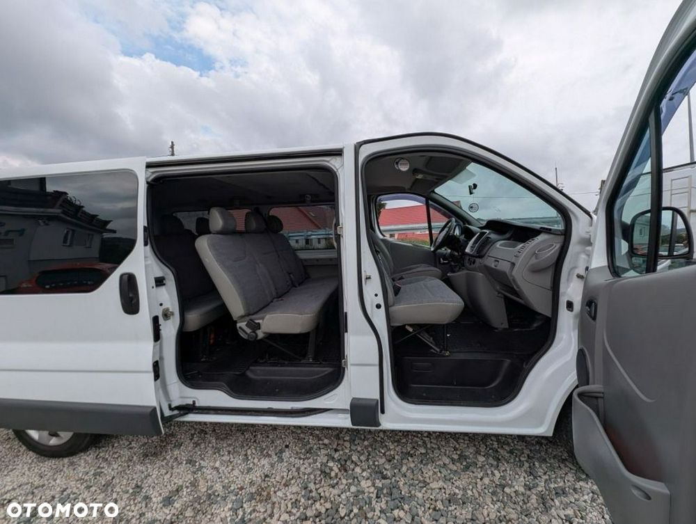 Renault Trafic - 14