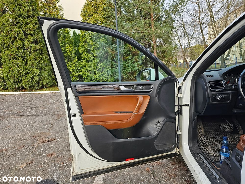 Volkswagen Touareg 3.0 V6 TDI BMT X-Edition - 25