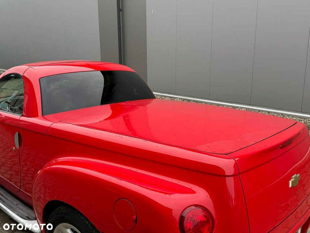 Chevrolet SSR - 12