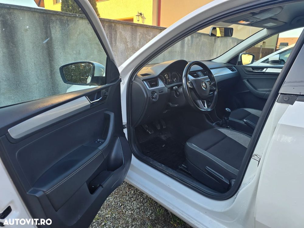 Skoda RAPID 1.6 TDI Style - 5