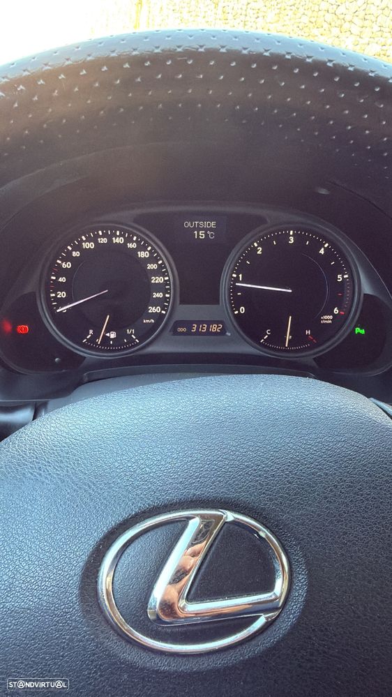 Lexus IS 220 d Luxury 25 - 7