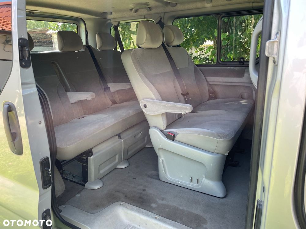 Opel Vivaro - 12