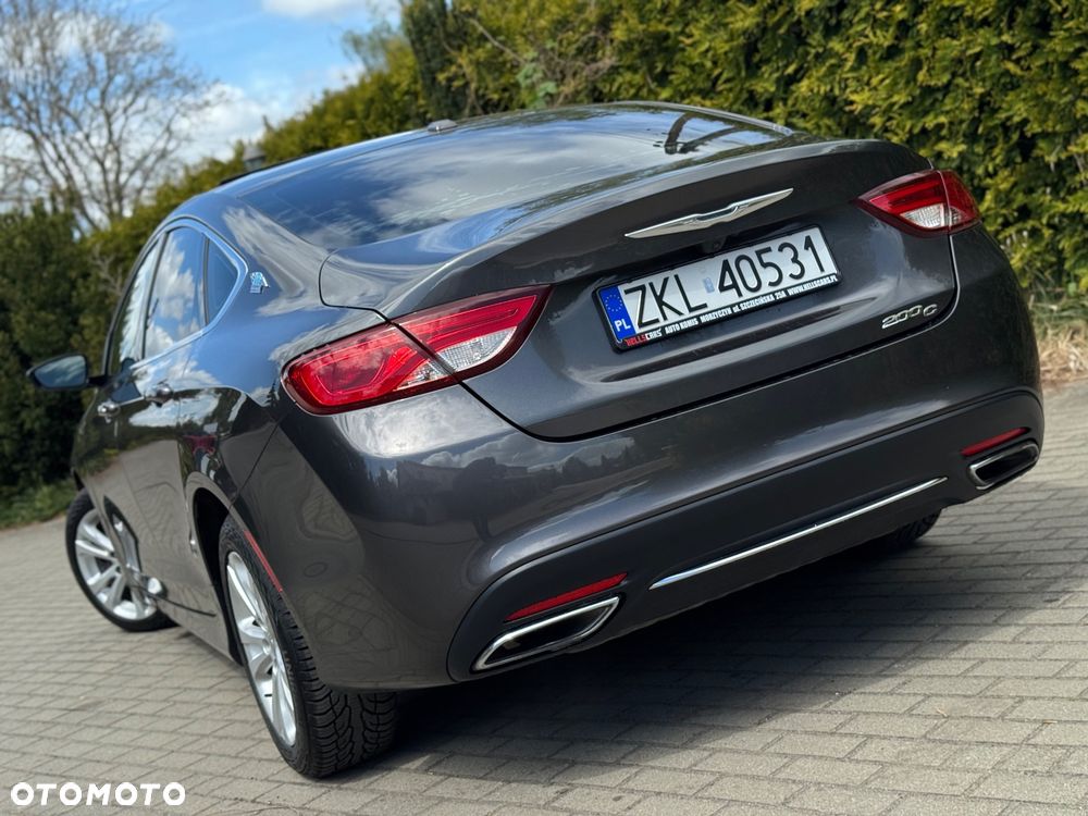 Chrysler 200 - 14