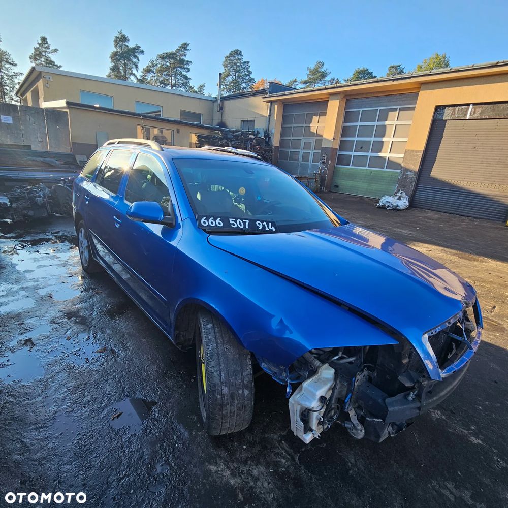 Skoda Octavia II RS (kombi): pojazd na części: maska, zderzak, drzwi, szyby, lusterka, chłodnica ... - 29