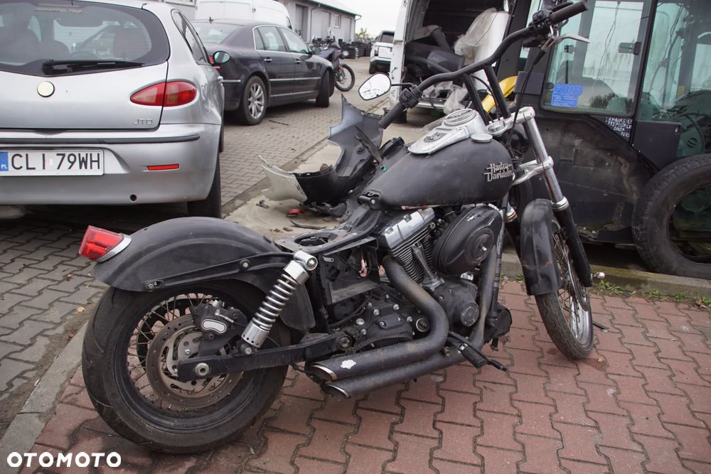 Motocykl na części 692106889 Harley-Davidson Harley Davidson Dyna softail FXDC 2013 Super Glide Custom  zarejestrowany w Polsce półka rama silnik skrzynia licznik amortyzator felga wydech błotnik - 21