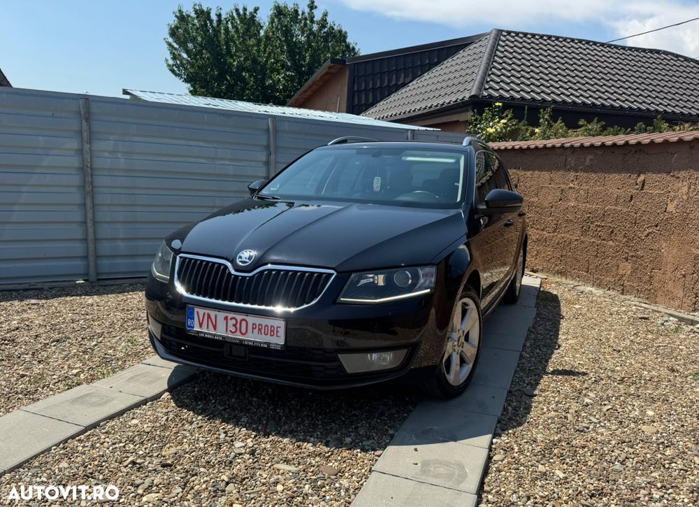 Skoda Octavia 2.0 TDI ELEGANCE DSG - 4