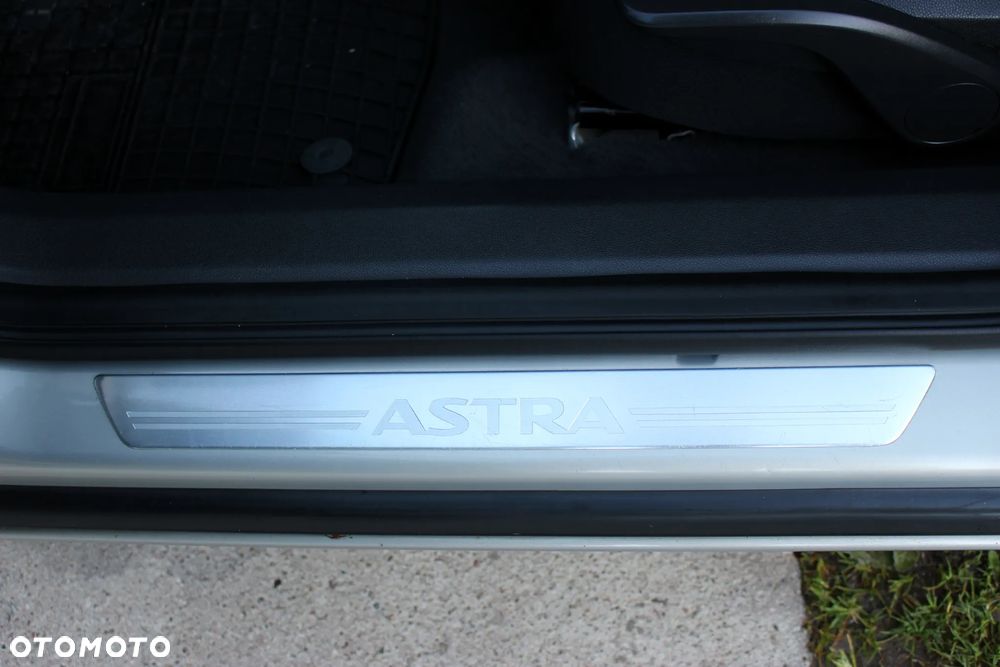 Opel Astra 1.7 CDTI DPF Edition Sport - 17