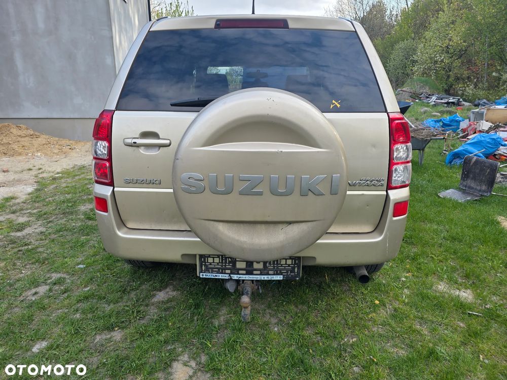 Suzuki Grand Vitara 2.0 - 4