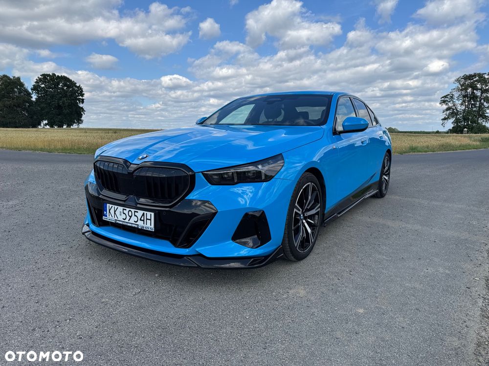 BMW Seria 5 520d xDrive mHEV - 1