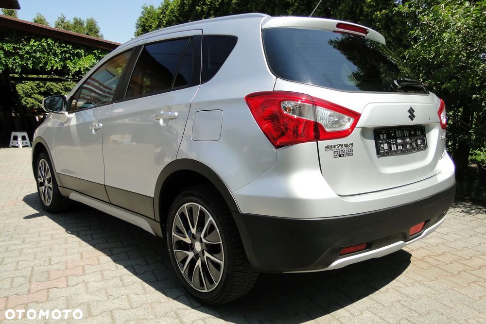Suzuki SX4 S-Cross 1.6 DDiS 4x4 limited+ - 6