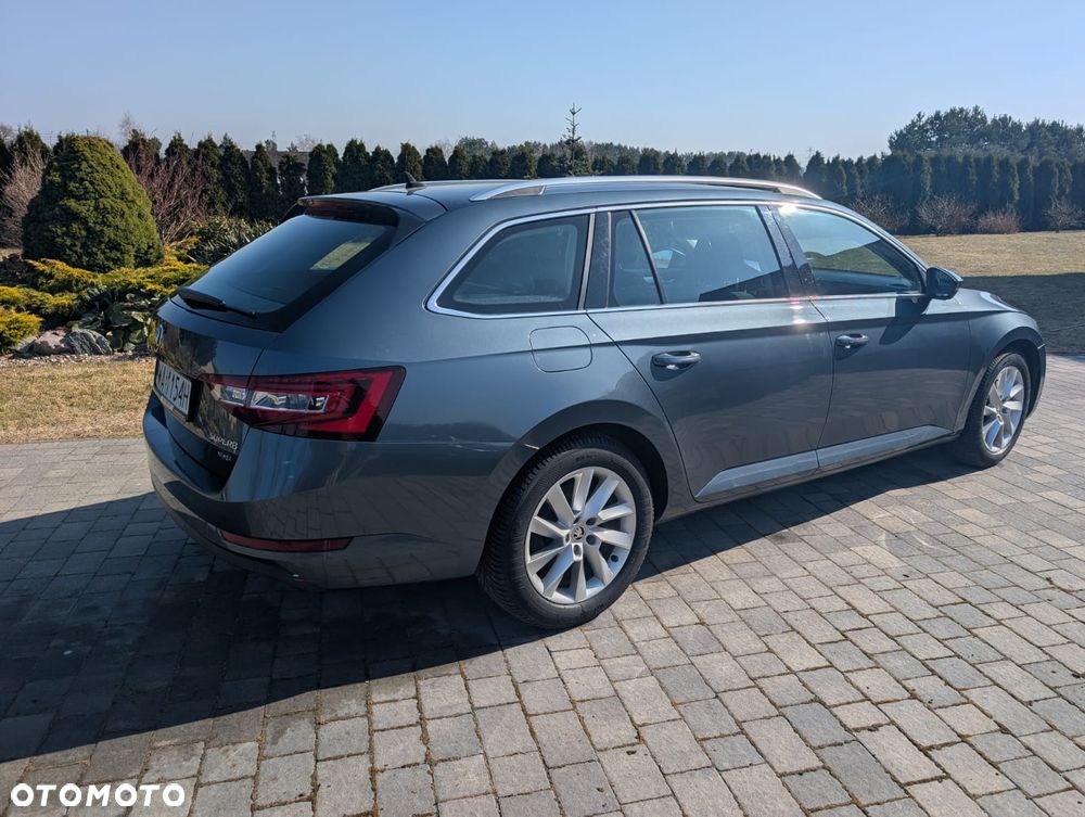 Skoda Superb 2.0 TDI 4x4 Ambition DSG - 5
