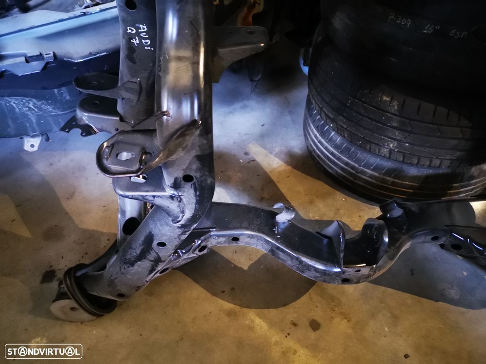 AUDI Q7 CHARRIOT TRÁS - 4