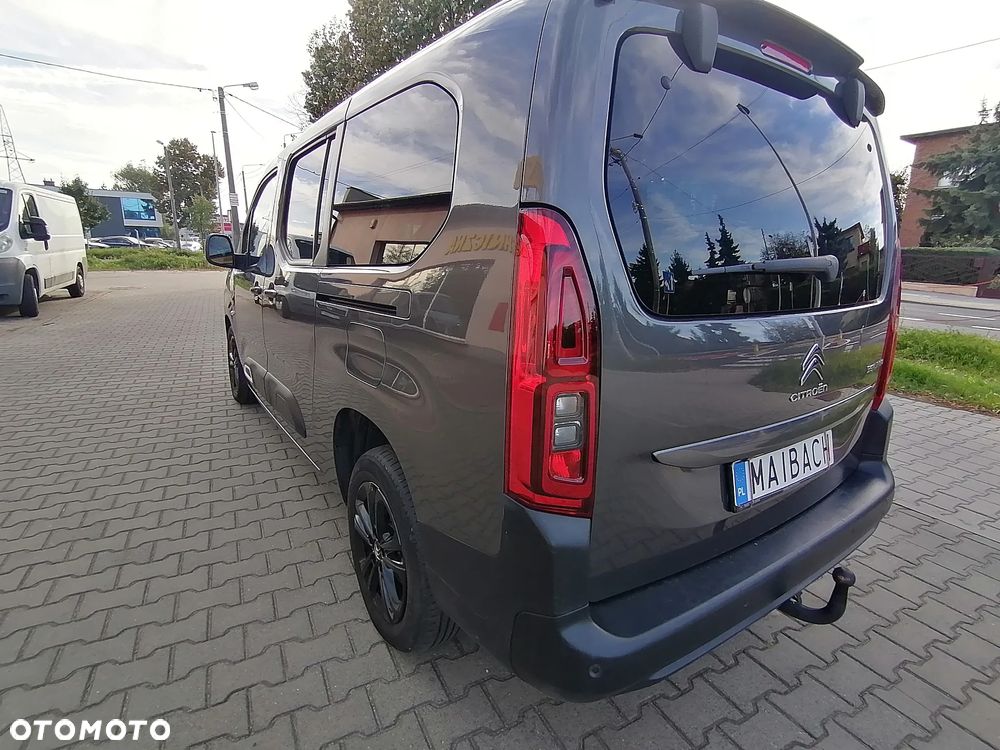 Citroën Berlingo XL 7-Sitzer PureTech 130 EAT8 FEEL - 9