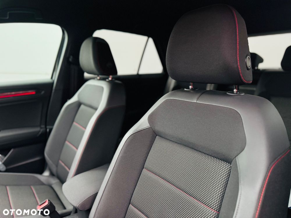 Volkswagen T-Roc 1.5 TSI OPF R-Line - 40