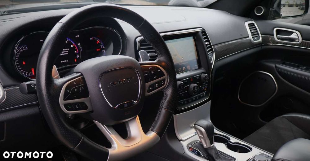 Jeep Grand Cherokee - 11