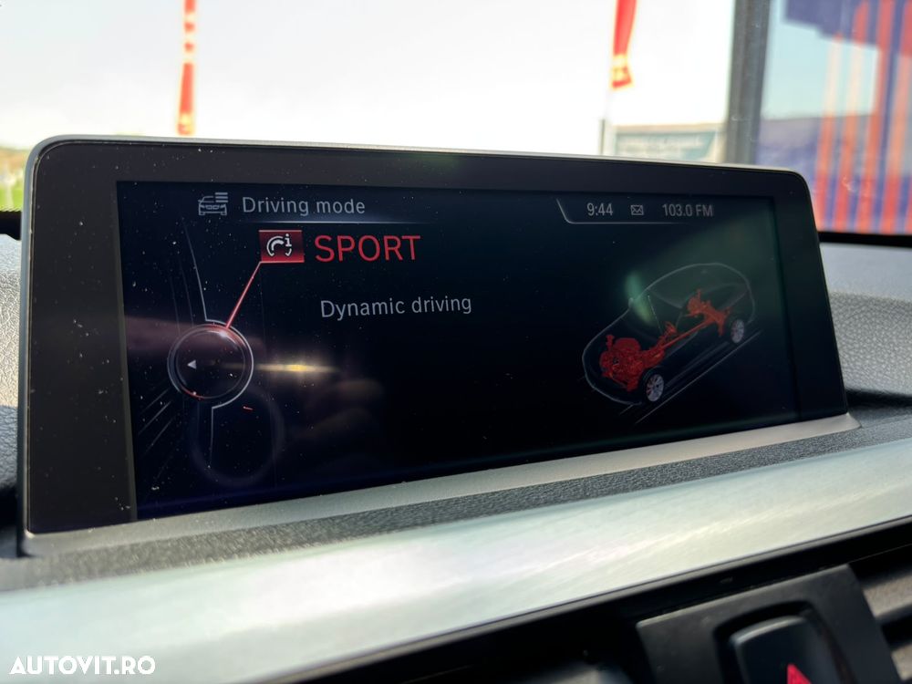 BMW Seria 3 318d Aut. Sport Line - 29