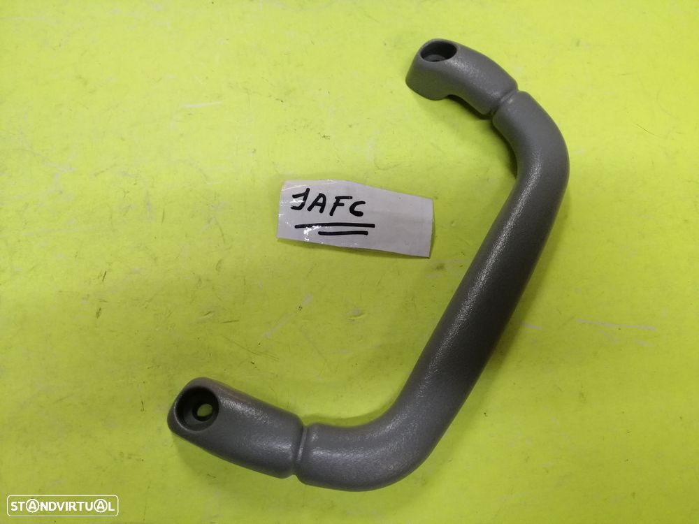 Pega / Punhos da cabine Mitsubishi Canter anos de 1996 até 2005 NOVOS - 1