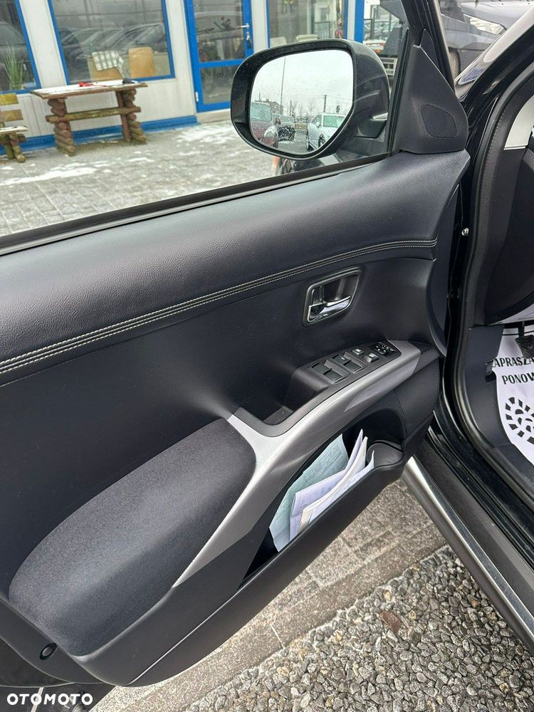 Mitsubishi Outlander - 21