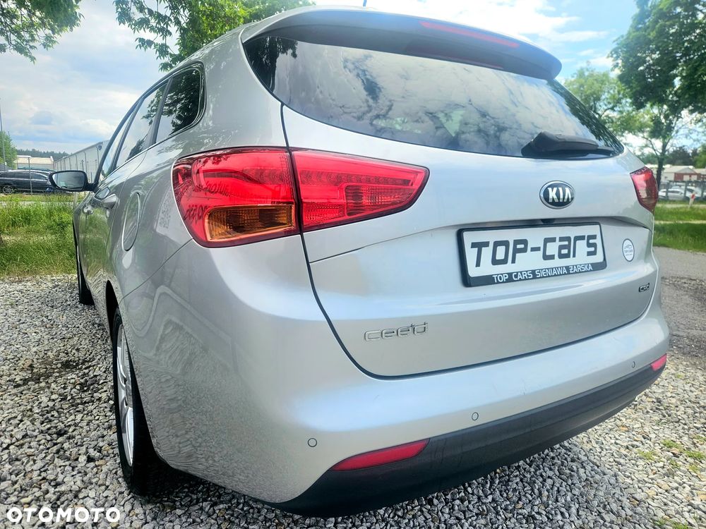 Kia Ceed 1.6 CRDi 128 Spirit - 12