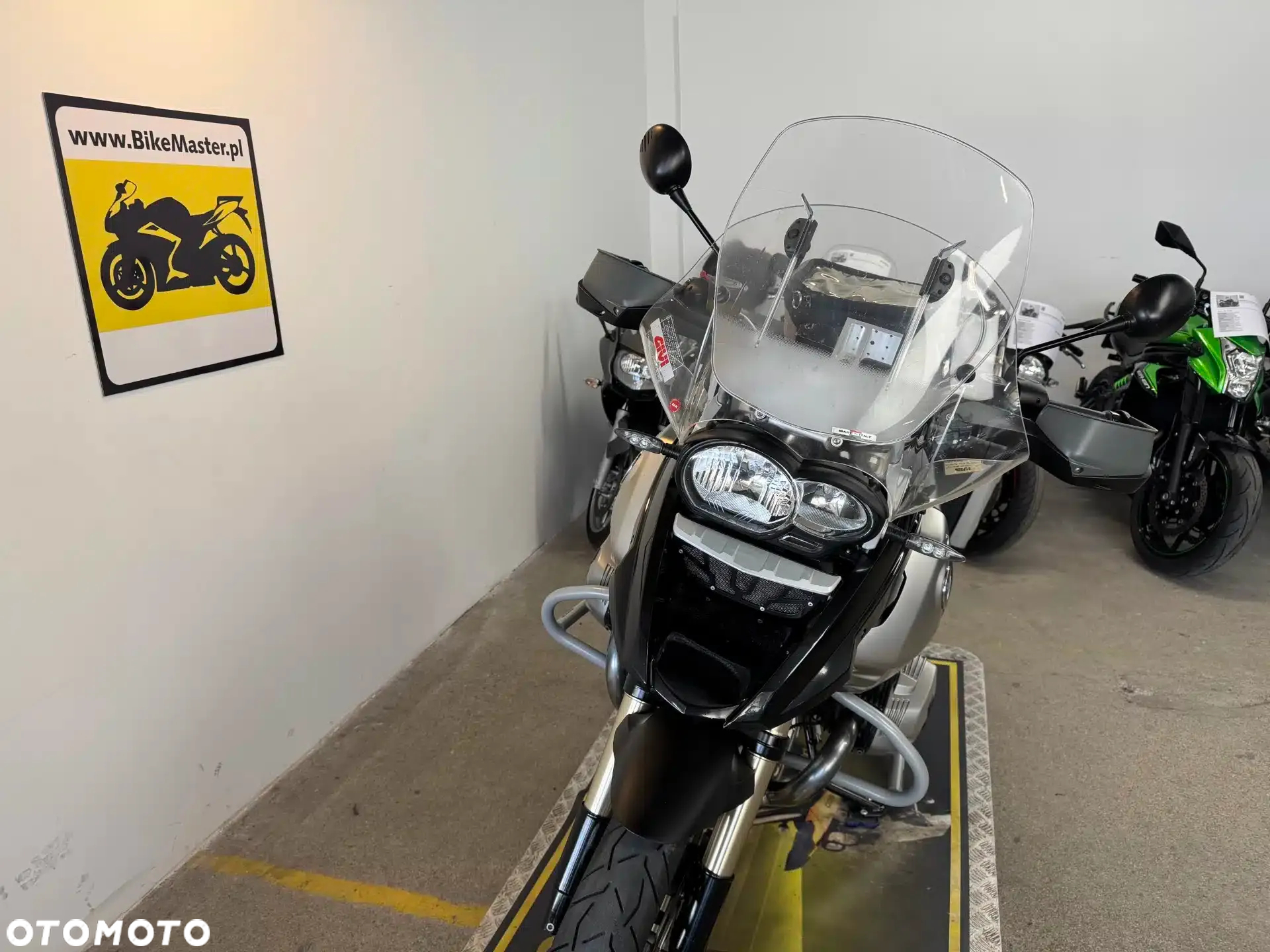 BMW R - 33