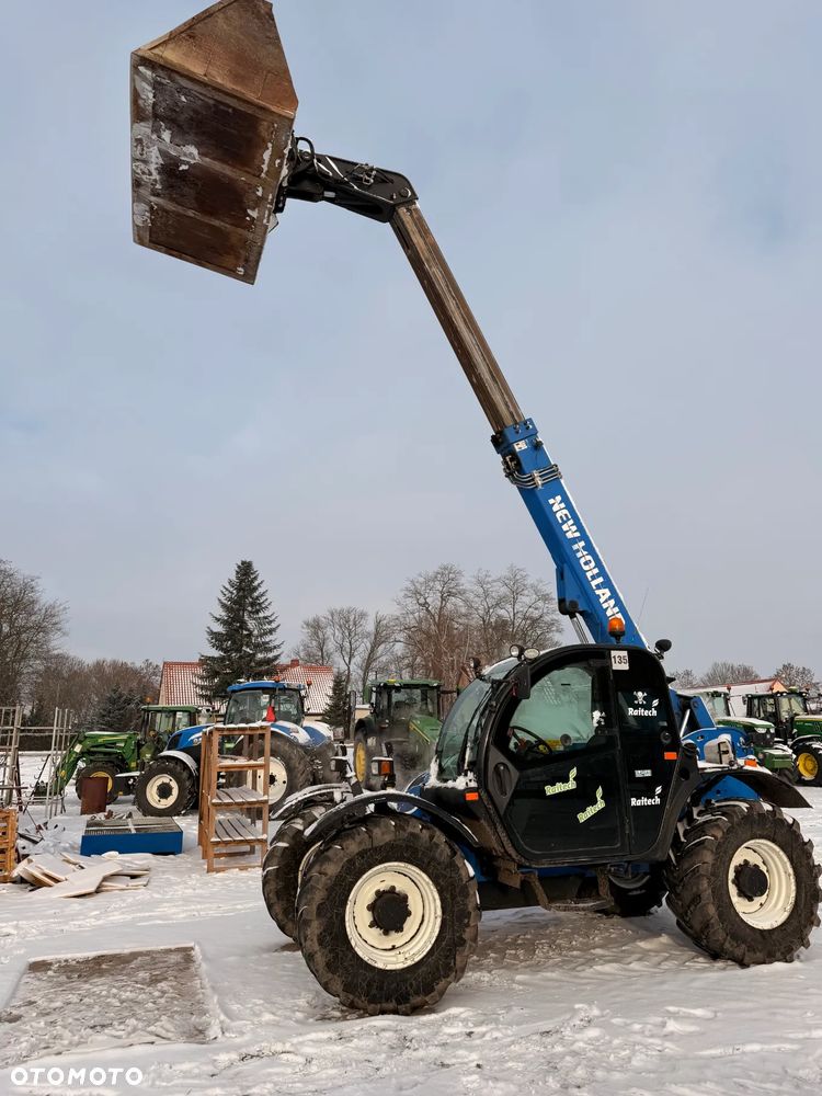 New Holland LM 7.35 - 2